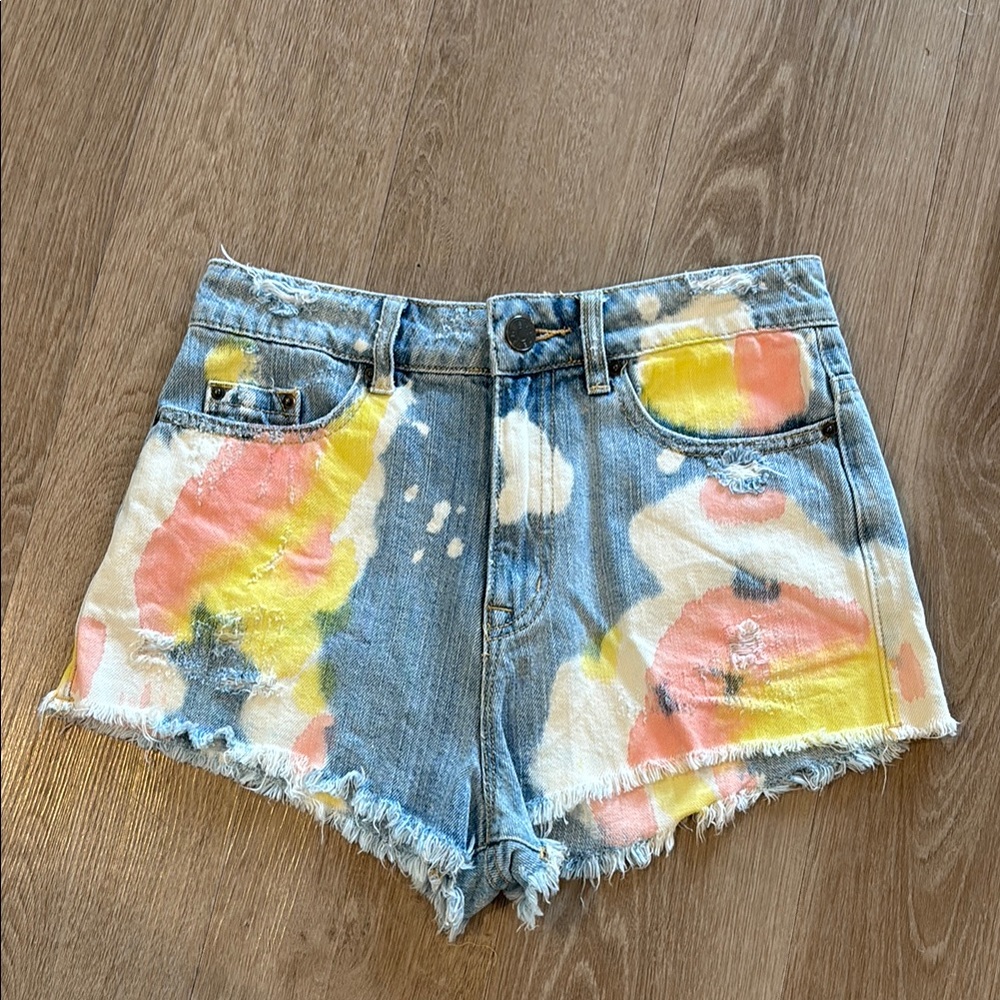 Bleach Dye Pattern Denim Women Shorts